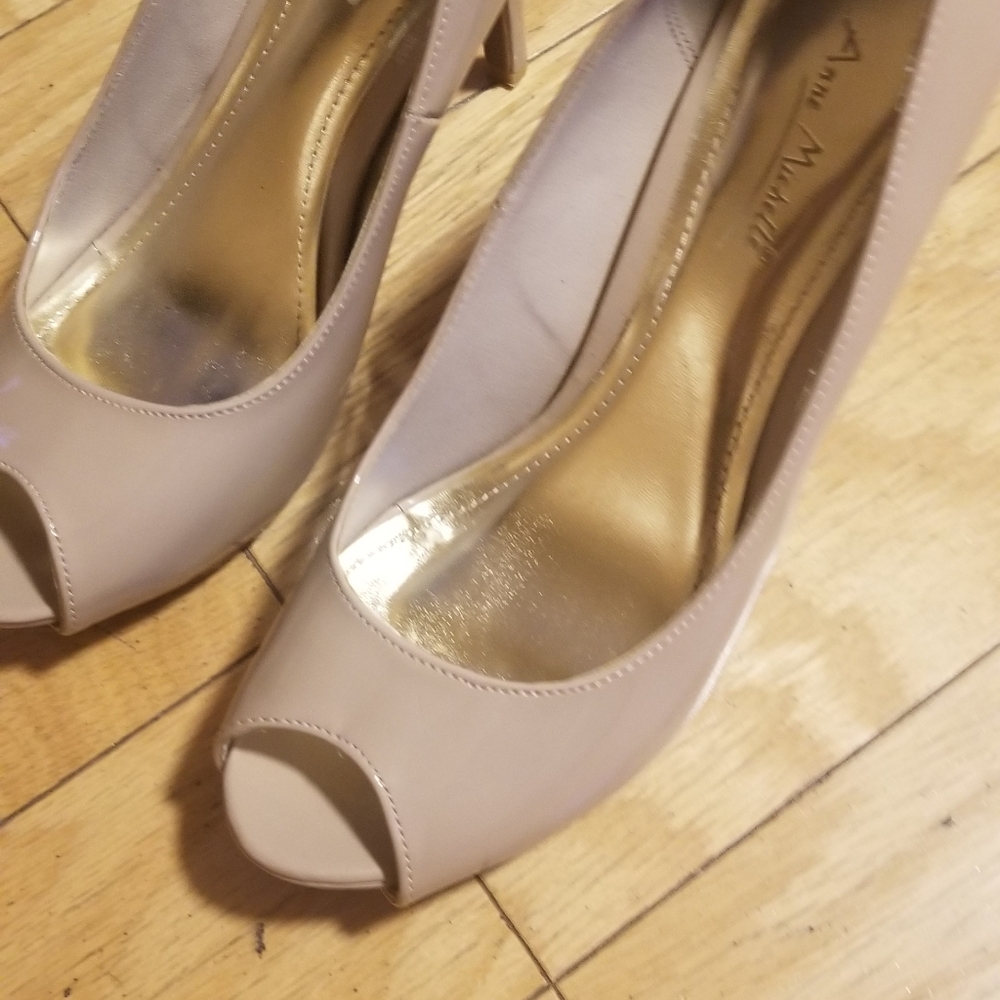 Women shose